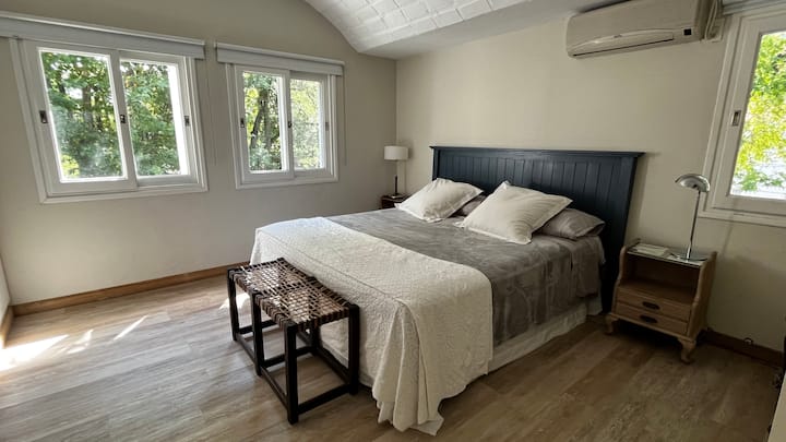 Dhoma kryesore e gjumit