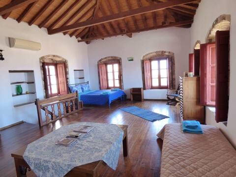 'Vecchia Casa' Mansion in Monemvasia's Castle