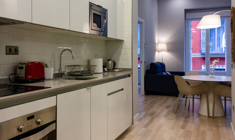 Arenal Suites Gran Vía (2) 2 Hab. + 2 Baños