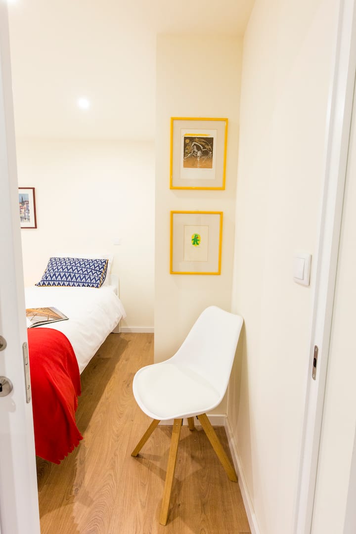 غرفة النوم 2