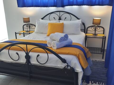 Butterfly@13th Ave Guesthouse Benoni. WiFi,Netflix