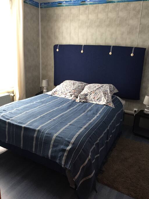 chambre de 2 pers avec 1 lit double