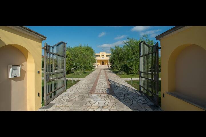 Relais il Melograno- Relax in the heart of Salento gallery image 4