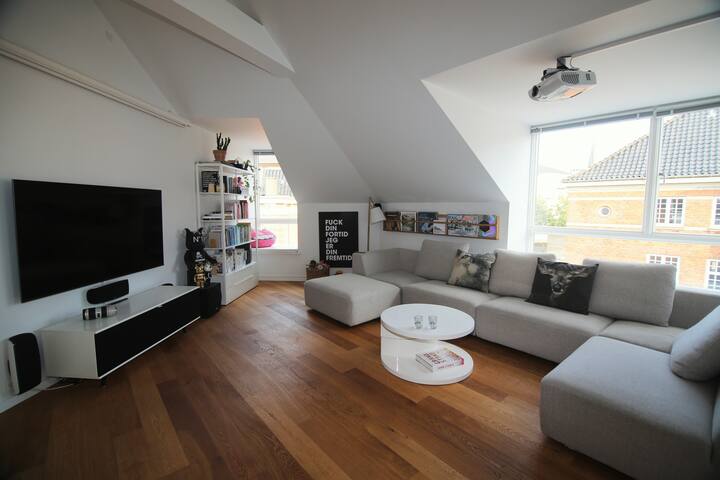 New yorker inspired designer loft in Copenhagen gallery image 2