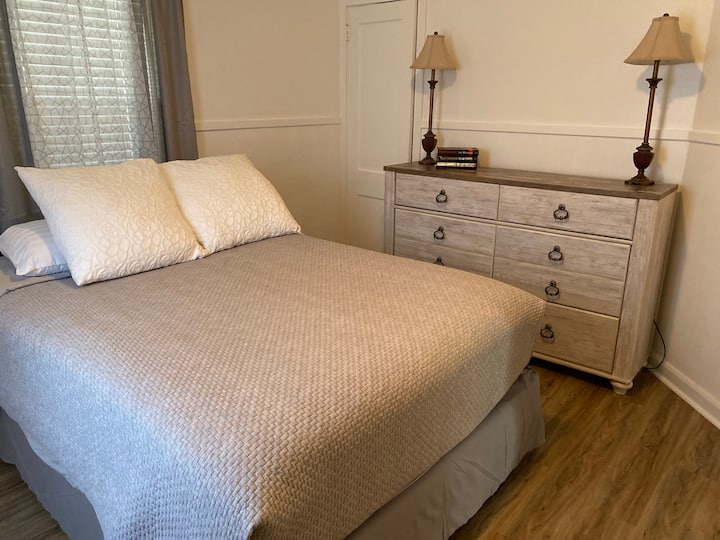 卧室2-标准双人床