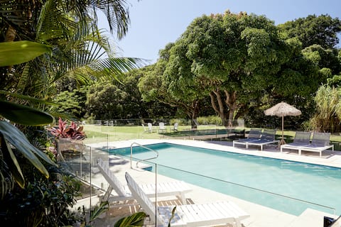 Picadilly Pavilions - Resort style beach front
