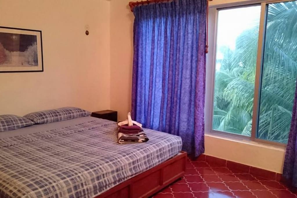 Bedroom with a king size bed
