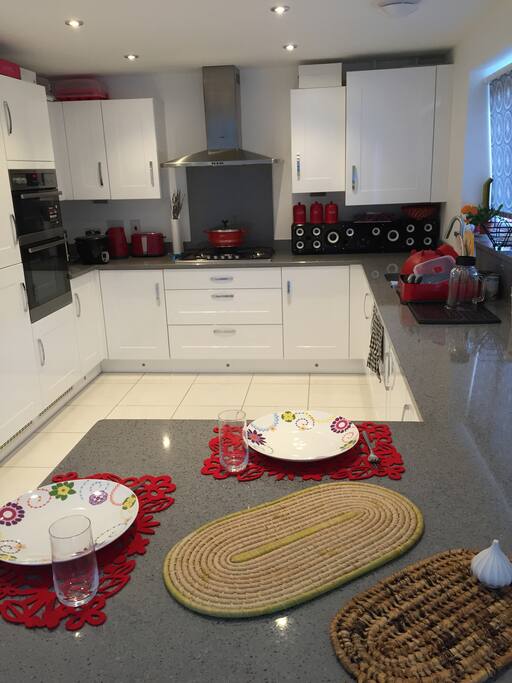 Kitchen/dining