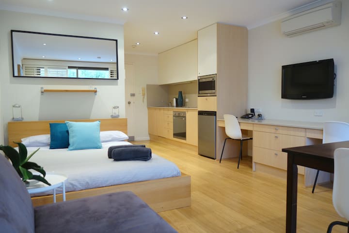 Lovely Studio Apartment in the heart of Manly