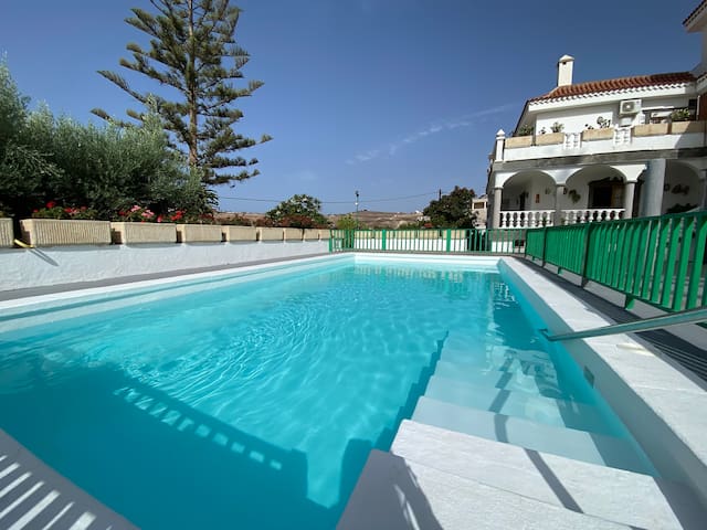 SunhousesCanarias managed Airbnb listing 2