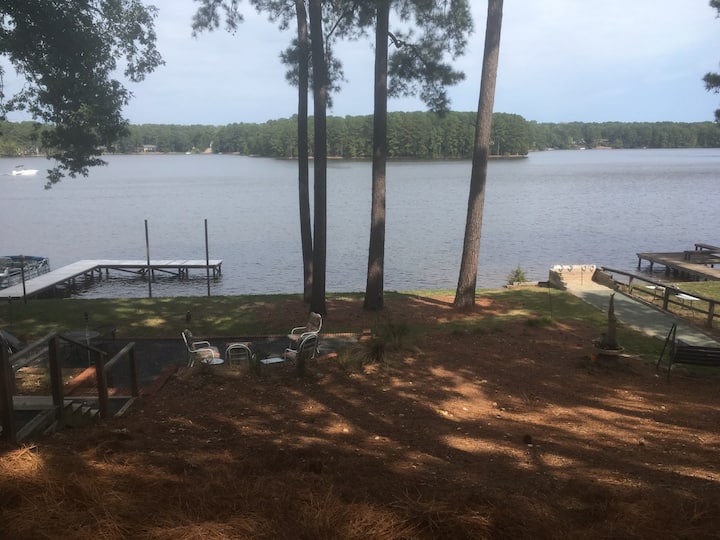 Whispering Pines Vacation Rentals & Homes North Carolina, United