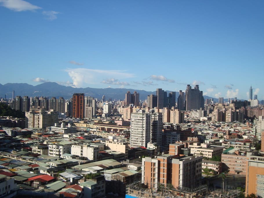 東區及西區地標 Eastern and western's landmarks of Taipei city