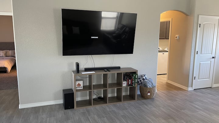 Brand New Modern Home Mins Away From London Bridge - 레이크하바수시티