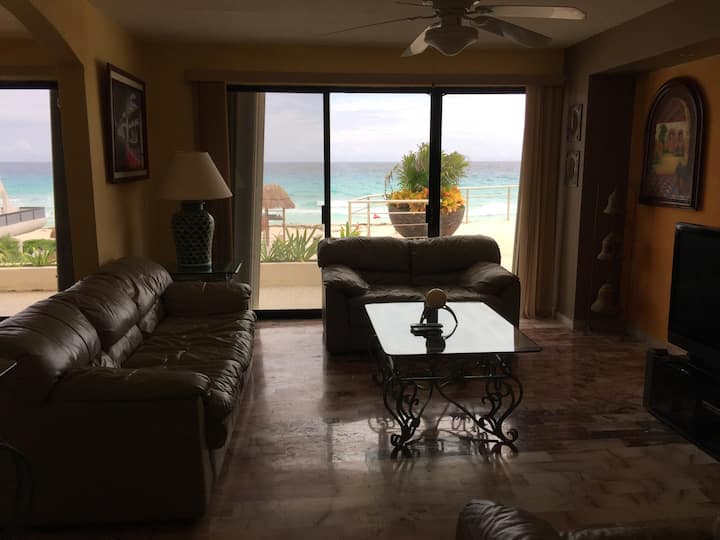 Living room.