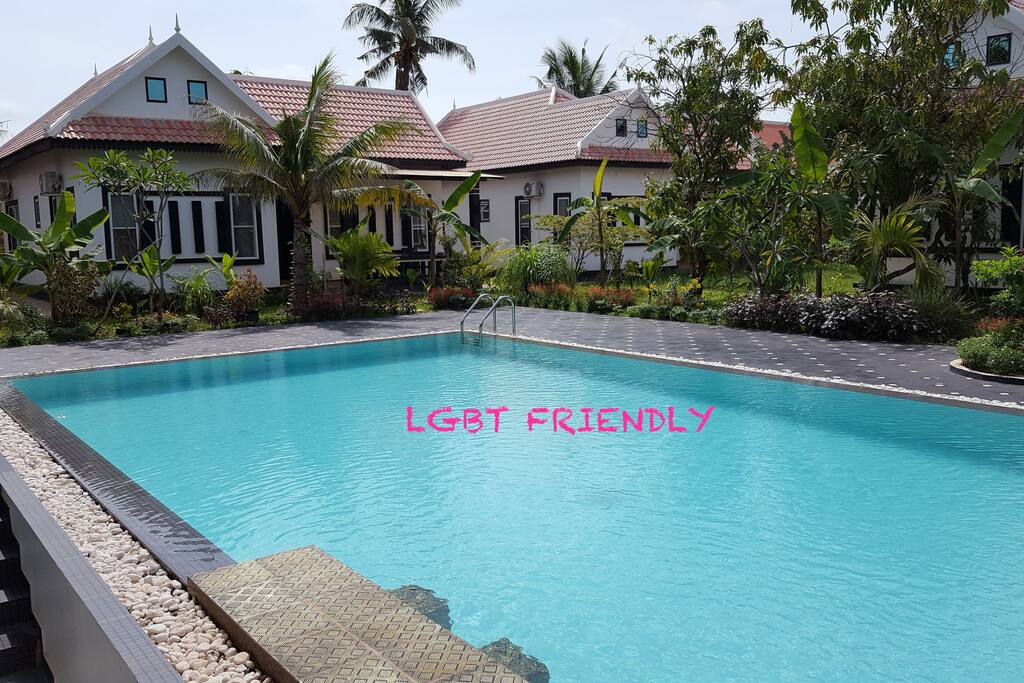 VILLAS AND POOL