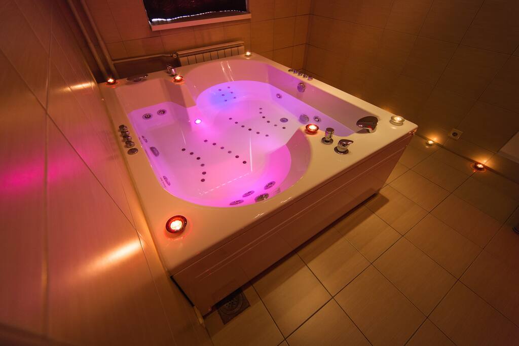 Jacuzzi