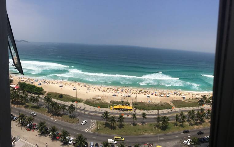 RIO DE JANEIRO -BARRA TIJUCA BEACH-PLAYA-RIOCENTRO gallery image 4