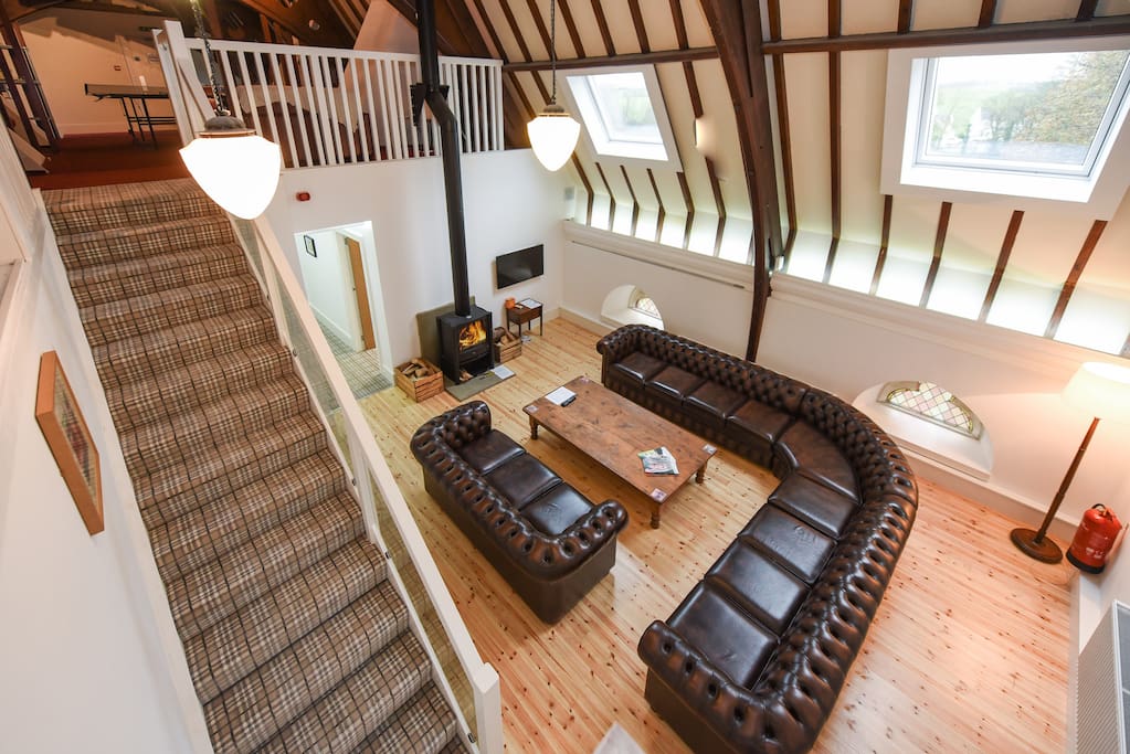SITTING ROOM