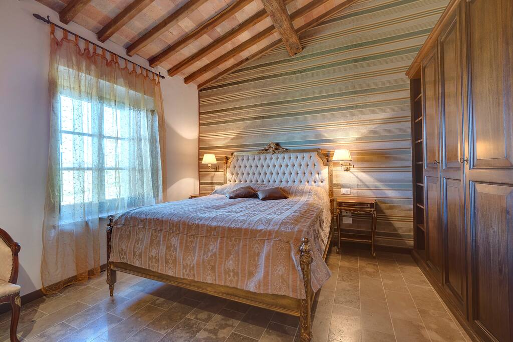 Room Elegante