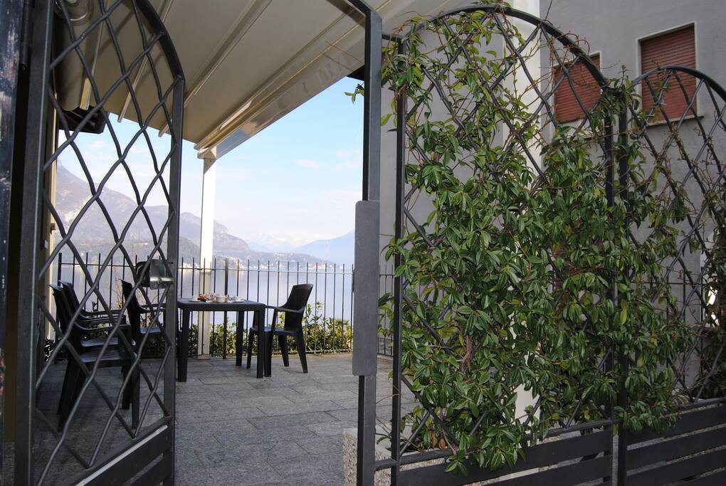 Ingresso del monolocale - Entrance of the studio apartment