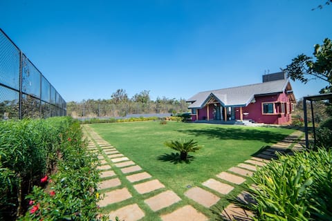 Raanwara - Lovely 2 BR farmhouse on 1/2 acre land