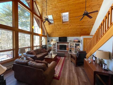 Winter Getaway/Summer Fun Kezar Lake Cabin-Lovell