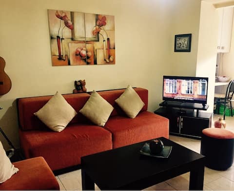 Nina's Apartment, Central/ LONGTERM STAY AVAILABLE