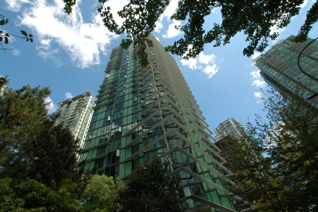 The Pointe