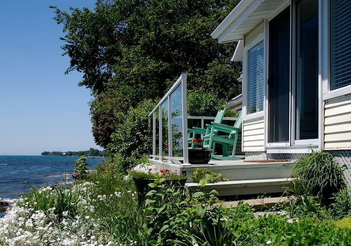 Airbnb Sand Banks Vacation Rentals Places To Stay Ontario