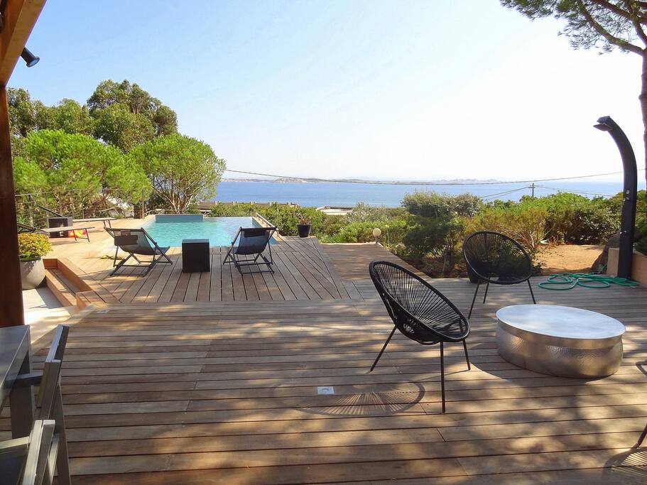 grande terrasse ombragée