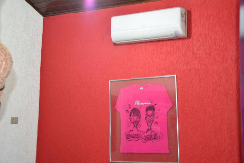 Ar condicionado em todos os quartos...