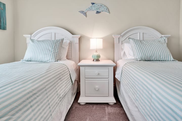 3e verdieping slaapkamer met twee eenpersoons 