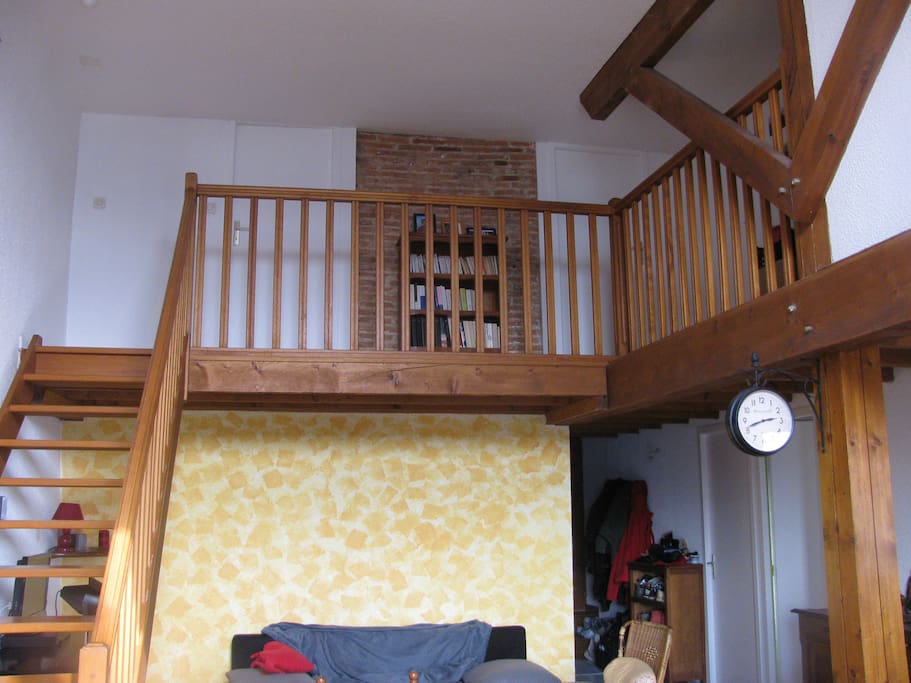 mezzanine/chambre à l'étage