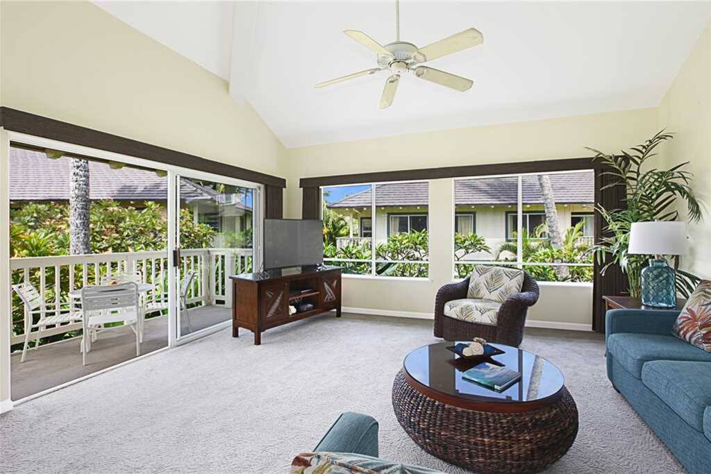 Regency 220 Living Room