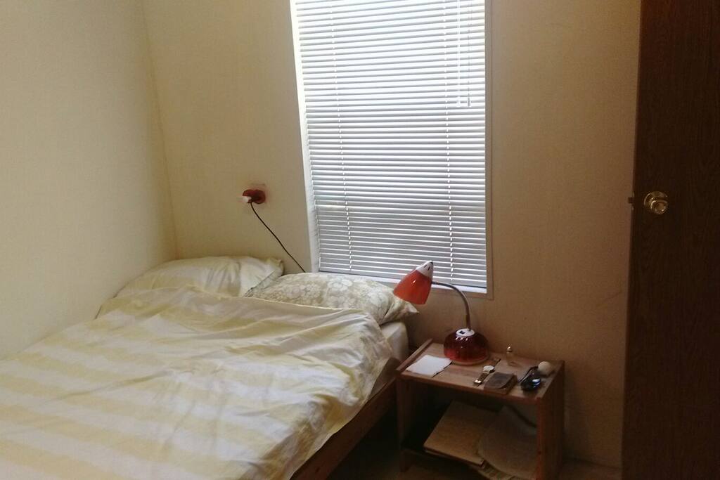 Bedroom 1 has queen size double bed.