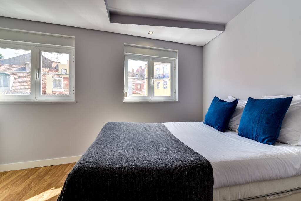 Comfortable double bed