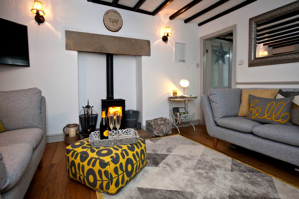 Foot rest or Prosecco rest? :)