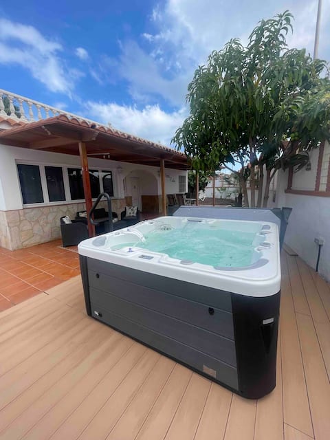 Top Airbnb: Private bungalow with Jacuzzi near dunes en San Bartolomé De Tirajana