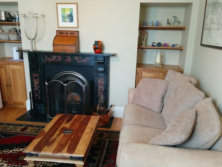 Very close to City Centre. Private Parking.