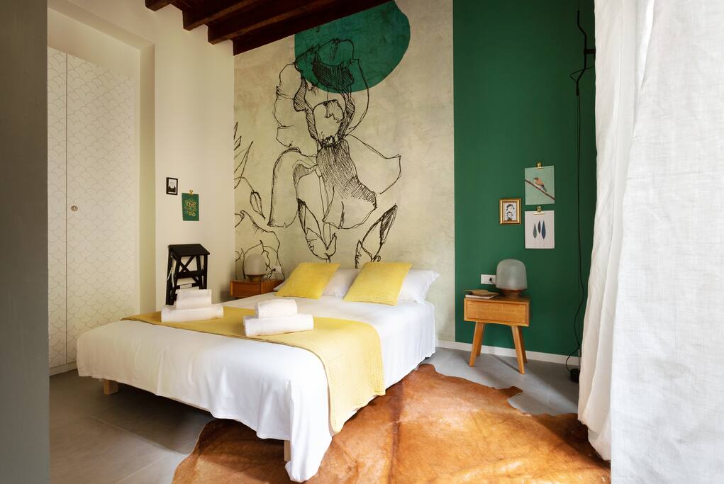 The Bedroom: the comfortable double bed with soft bed-linen and towels