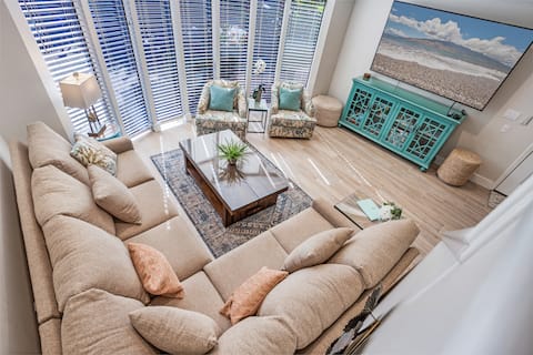 Top Airbnb: 3BR Luxury Home, AC, 2 Min Beach Walk in Kapalua