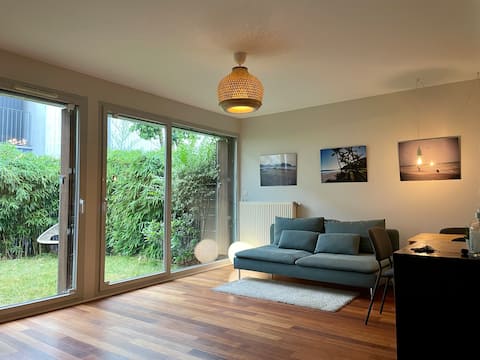 House 100 sqm - 5 beds - Garden - Paris Metro 11