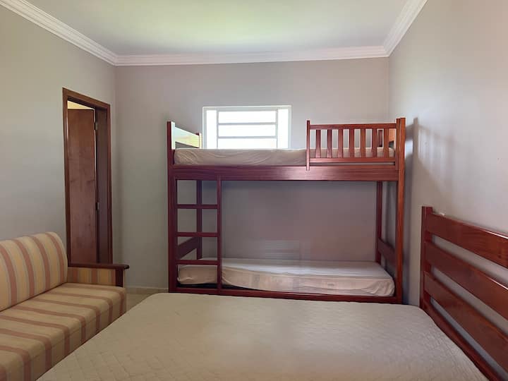 غرفة النوم 1