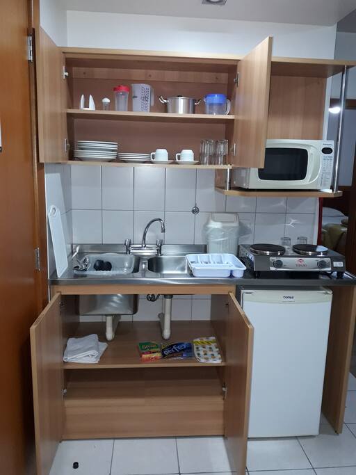 Cozinha com utensílios