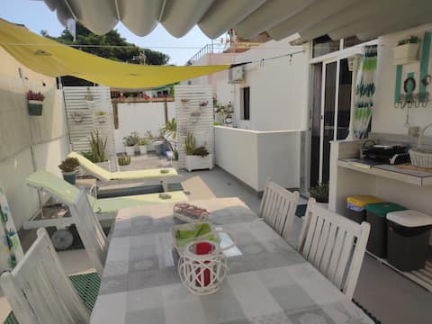 Popular Airbnb listing: Al-Cova House, San Andres in Santa Cruz De Tenerife