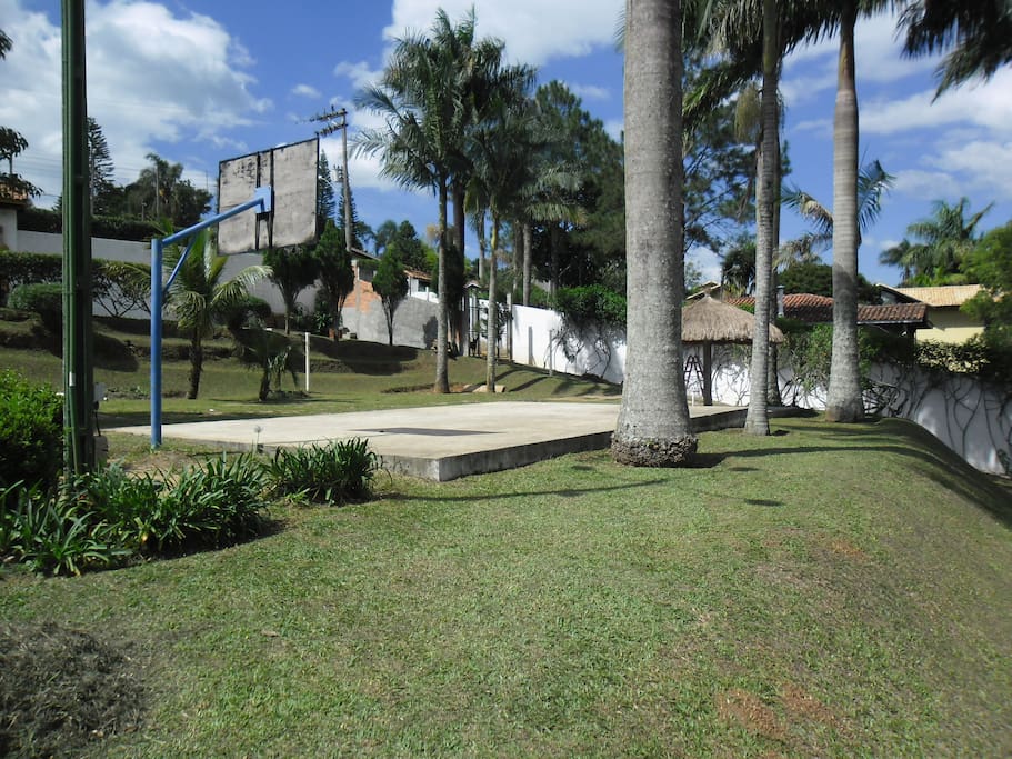 Quadra Poli esportiva