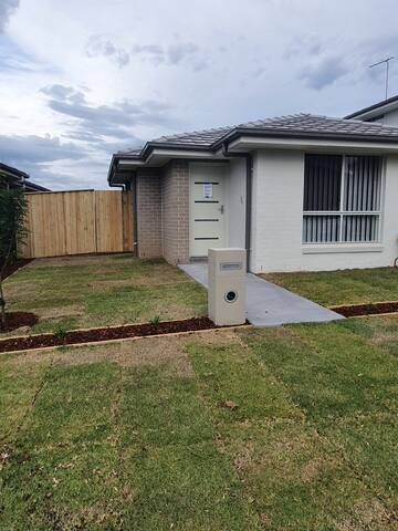 KarenAirBuddy gallery image 3