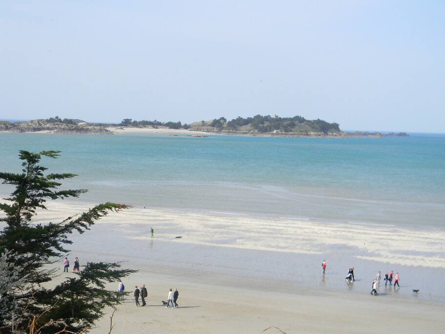 1 plage parmi plusieurs à Saint Jacut de la mer