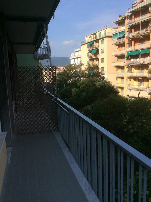 vista sul lato corto del balcone