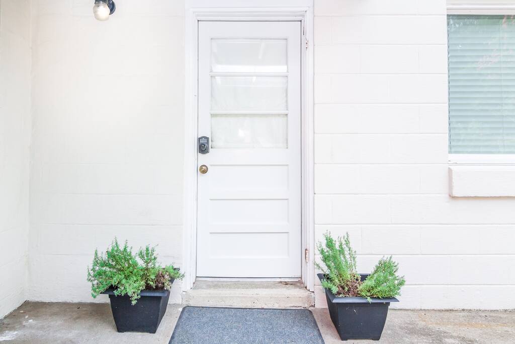 Your own private entrance!